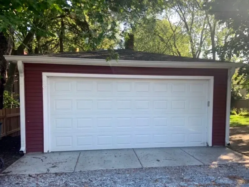 2-car-hip-roof-garages-skokie